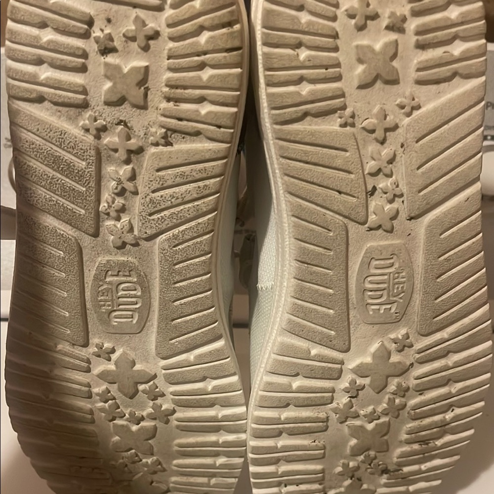 Hey Dude Men's White Casual Shoes - Picture 4 of 5